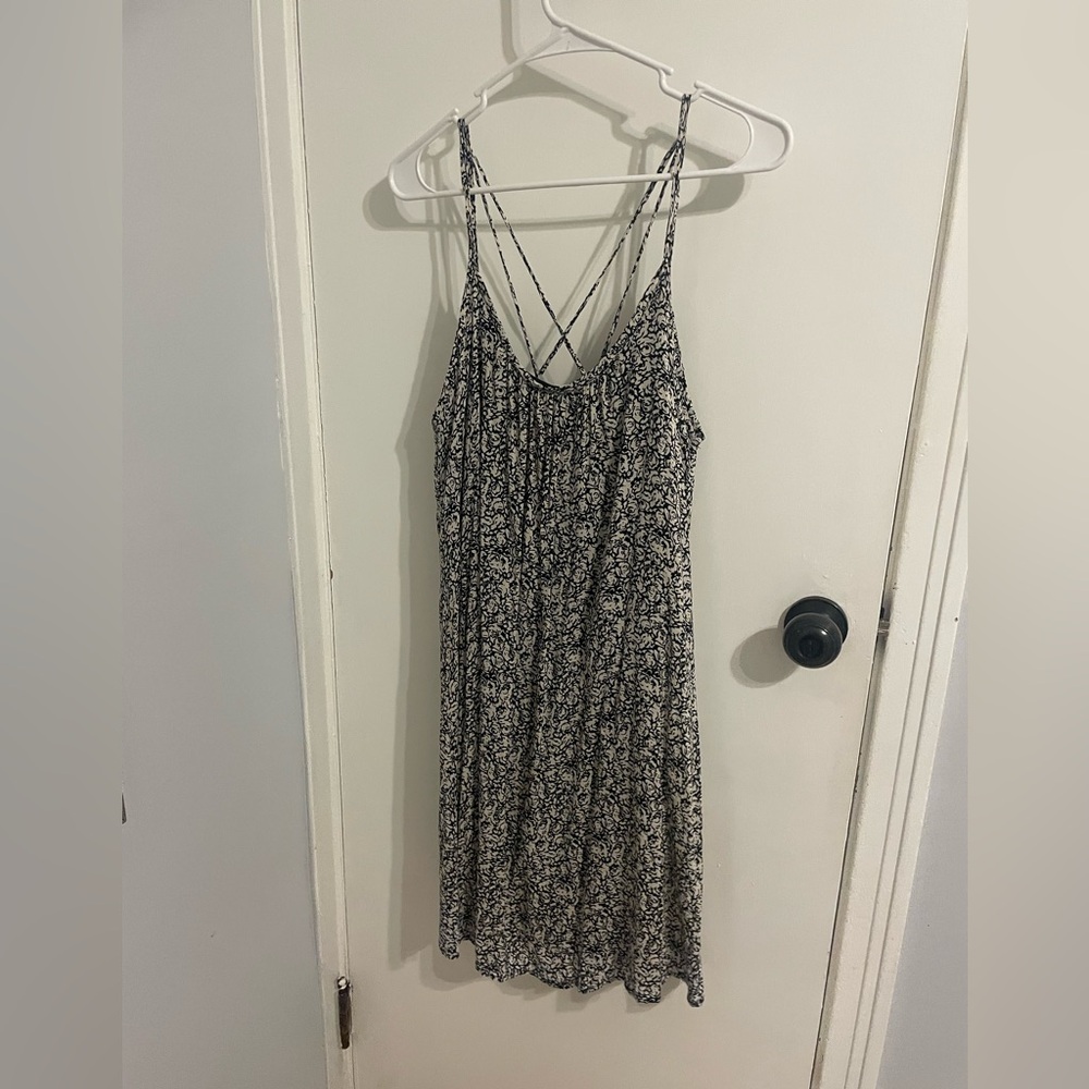 1.4.3. Story by Line Up Black and White Floral Backless Dress